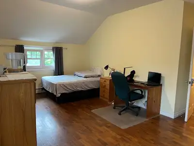 VERY SPACIOUS FURNISHED SUITE in 4 bedroom, 2 bath apartment. Located on Sherwood Street between Qui...
