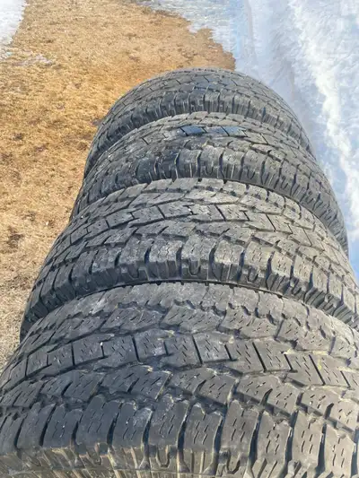 Open Country 10PLY 285/70/17 Set of 4 tires Good condition Selling as truck broke down Paid over $20...
