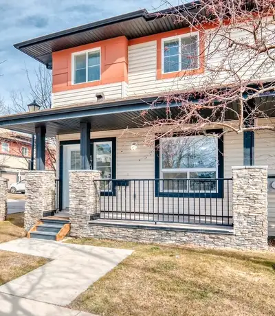 Townhouse for Rent in Evergreen