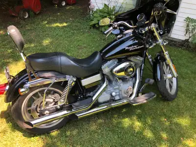 2008 Dyna FXD, great shape, low miles 22000 and change. American bike Ontario registered and plated....