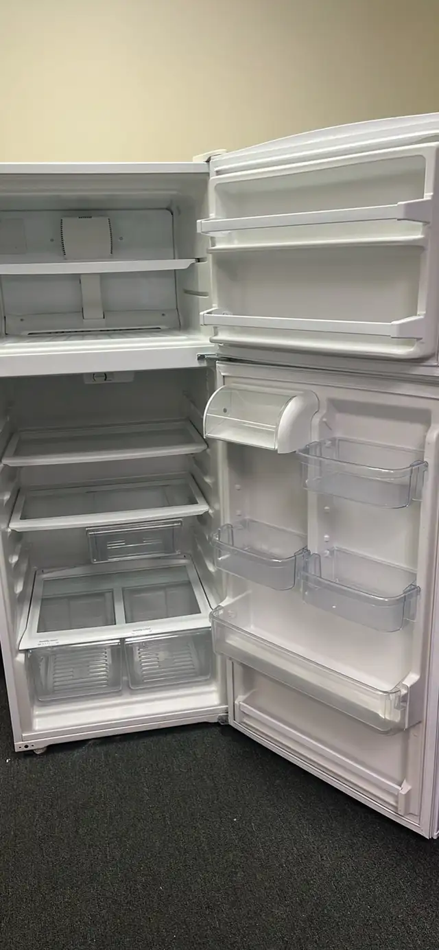 Used perfect condition Refrigerators Appliances 30 Days Warrant in Refrigerators in Kitchener / Waterloo - Image 7