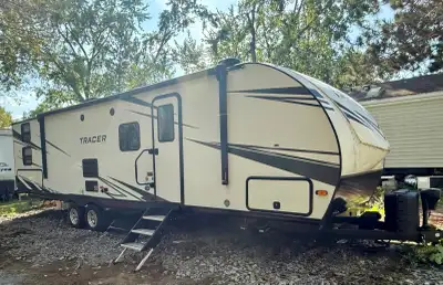 If you can see this post, the trailer is still available. Feel free to message when you’re ready to...