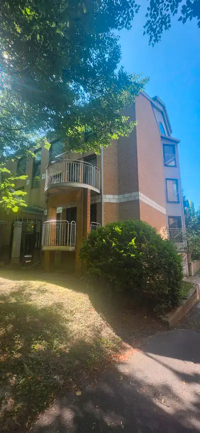 Condo 4½ à louer à Île-des-Sœurs. Dispo 1er Août