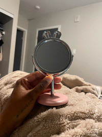 Little mirror