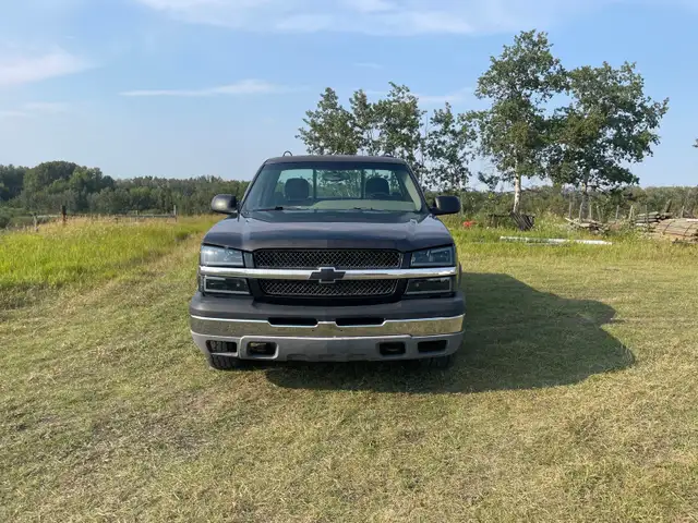 2004 Chevy Silverado 1500539809016667842561