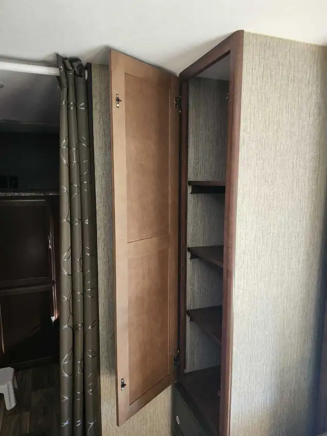 Passport 32' Travel Trailer in Travel Trailers & Campers in Kingston - Image 5