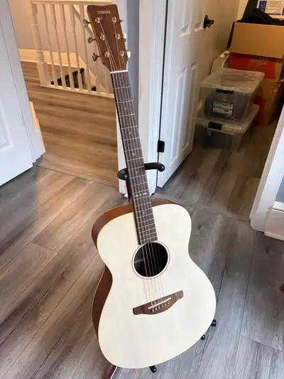 Yamaha ‘Storia I’ acoustic guitar, View more