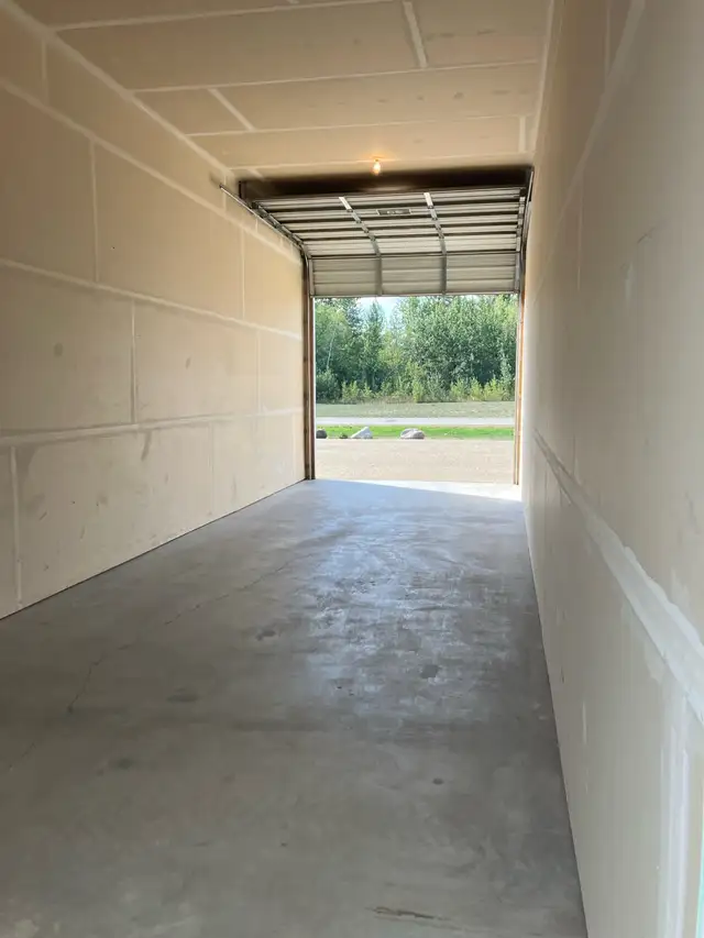 storage bay in Storage & Parking for Rent in Red Deer - Image 4