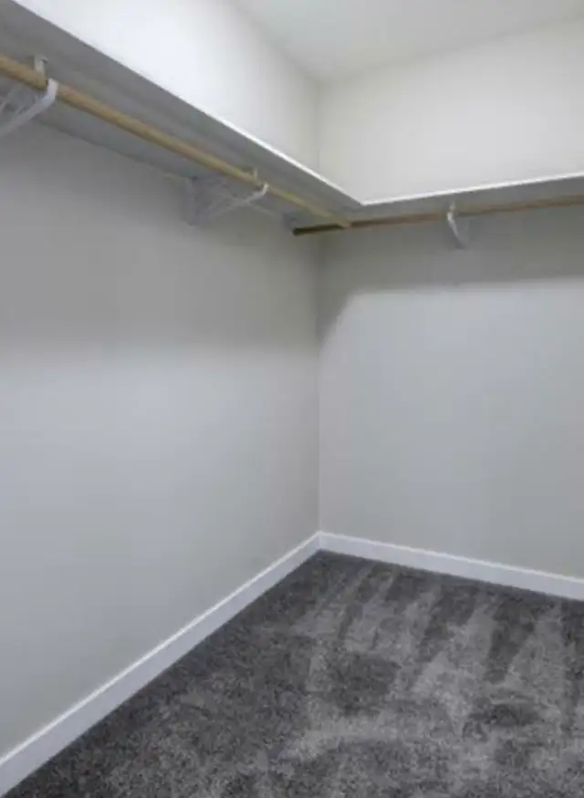 3 Bedroom/2.5 Bath Townhouse - Available January 1st, 2026 in Long Term Rentals in Whitehorse - Image 10