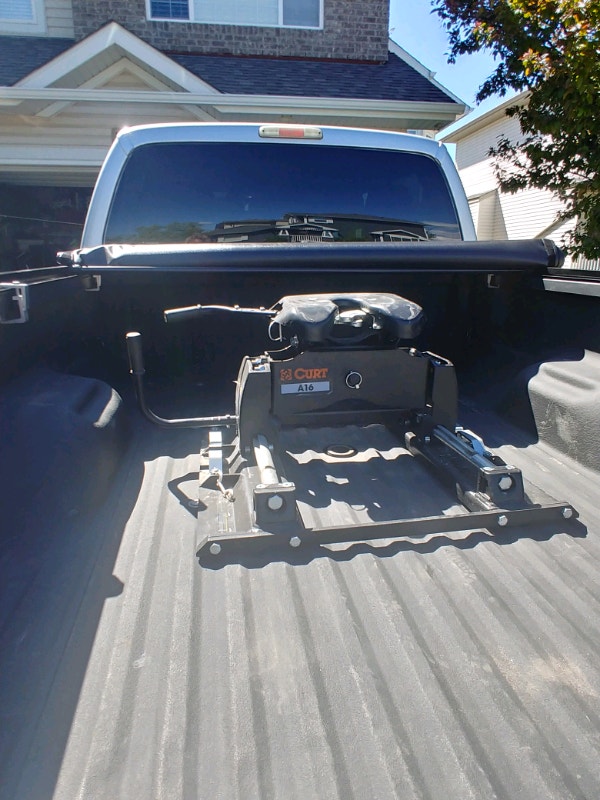 Ford Factory Puck system Curt sliding 5th wheel hitch RV & Camper