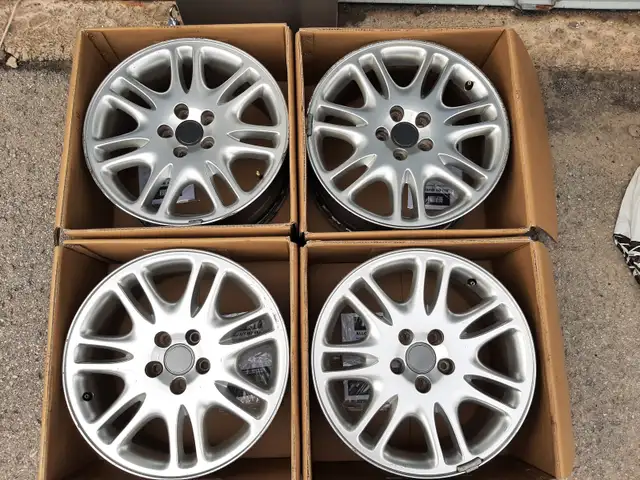 2004 to 2007 VOLVO S60, V70, XC60/70 OEM 17 inch Rims Almalthea in Tires & Rims in St. Catharines - Image 3