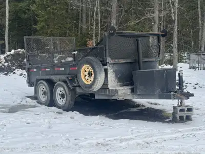 Remorque 6x12 dompeuse tres robuste plaquée artisanal 2 Essieux de 7000 lbs ch Donc 14 000 lbs Batte...