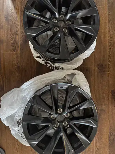 Selling 2 OEM Toyota 18” alloy wheels Rims * OEM Toyota * Size: 18x8J * Bolt pattern: 5x100 * Center...