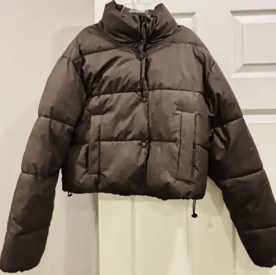 ZARA Women’s Puffer Jacket – Size M (US) – Like New, View more