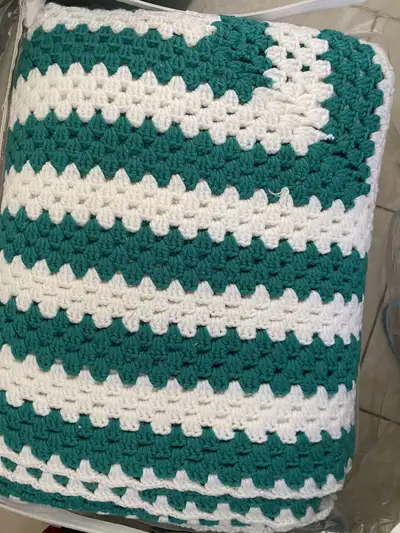 Vintage large throw / quilt, View more