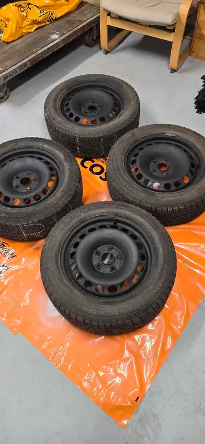 Selling Continental extreme winter contact Can deliver for $50 extra GTA only Rims were a bit rusty...