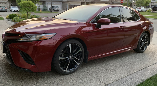 2018 Toyota Camry XSE V6 in Ruby Red Flare Pearl (metallic) in Cars & Trucks in Kitchener / Waterloo - Image 3