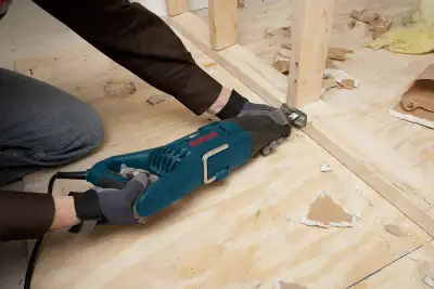 Bosch RS7 11 Amp Reciprocating Saw w/ Extra Blades, View more
