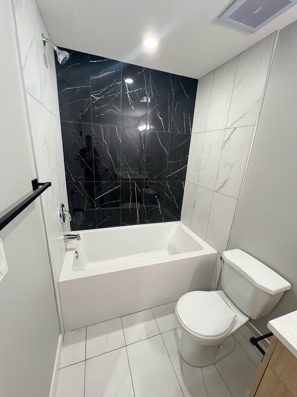 2 Bedroom 1 Bathroom 2
