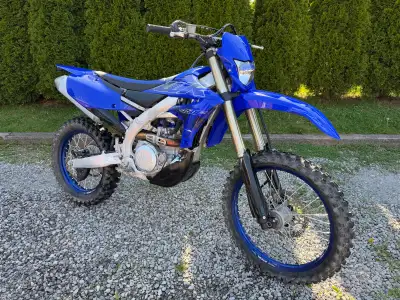 BRAND NEW. Only about 1 hour on this bike (currently less than 100kms on the odometer). Bike has bee...