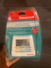 Honeywell H10C Digital LED Humidity/Temperature Indicator