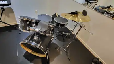 Mapex Drum kit, View more
