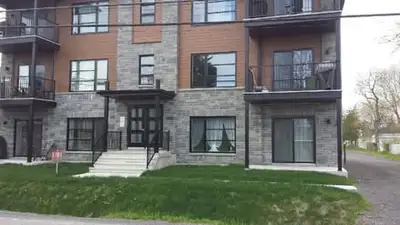 condo 4 1/2 à louer L’Assomption