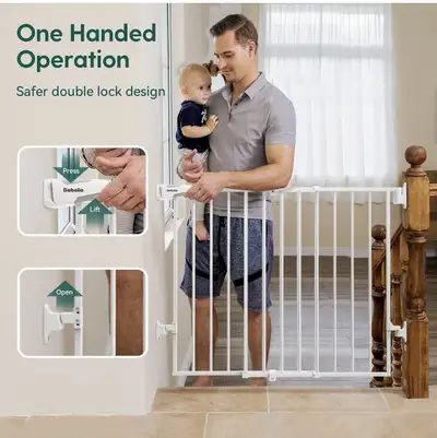 Auto Close Baby/Dog Gate, View more