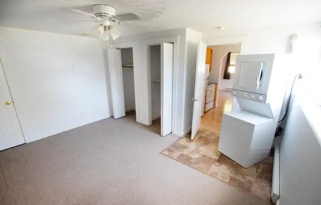 All-Inclusive 1-Bedroom Apartment – $1,395 – Private Entry in Long Term Rentals in Fredericton - Image 4
