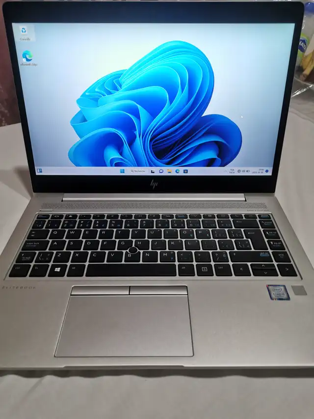 Laptop Hp 8 Geniraton -16 GB- 250 SSD in Laptops in City of Montréal - Image 2