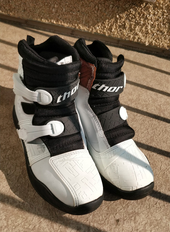 Thor motorcycle boots Men's Shoes Edmonton Kijiji