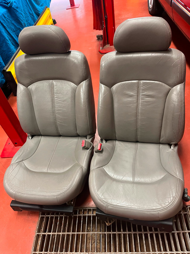2000 Blazer Front leather seats in Other Parts & Accessories in Saskatoon