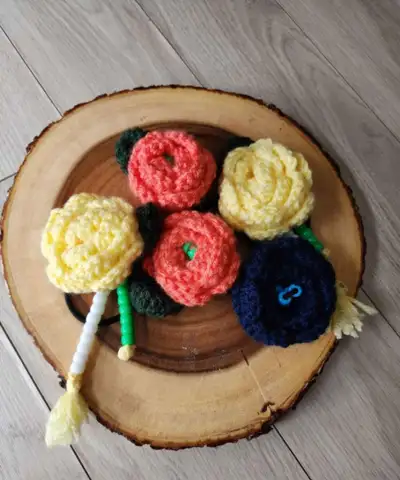 Crochet rose elastics