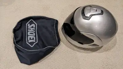 Size XL/XXL Dark tinted visor, comes with fabric storage bag. Modular face shield mechanism, visor,...