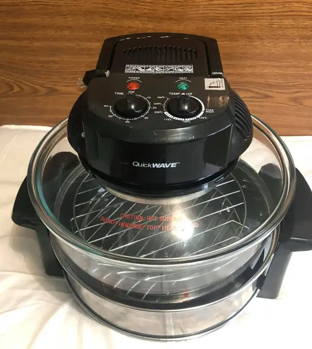 QuickWave Oven in Toasters & Toaster Ovens in Mississauga / Peel Region - Image 3