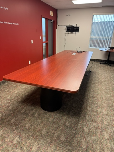 Boardroom tables al sizes 6/7/8/9/10/12/15/20/24 used /excel con, View more