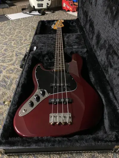 Left handed Midnight wine Jazz Bass, View more
