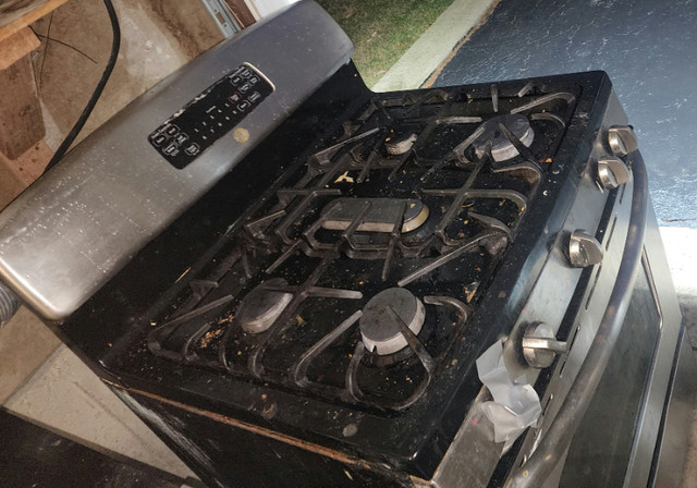 LG Gas Stove in Other in Markham / York Region