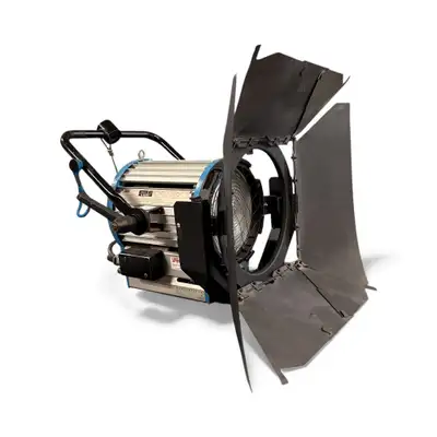 ARRI ST1 Studio 1000 Fresnel Projecteur Lumière (120-240 VAC), View more