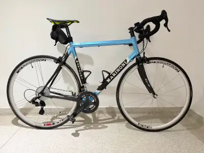 Marinoni Delta X Frame (blue) with NEW Campy Chorus Groupset, View more