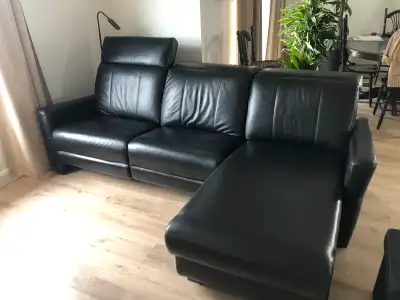 Sectionel modèle Alex 3 sections inclinables Appuies têtes inclinables Prises USB de chaque côtés No...