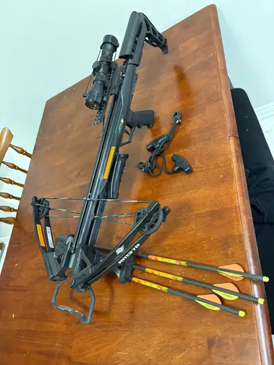 Good starter bow in good condition. Asking $250 obo. Comes with cocking rope, lens cover and 3 brand...