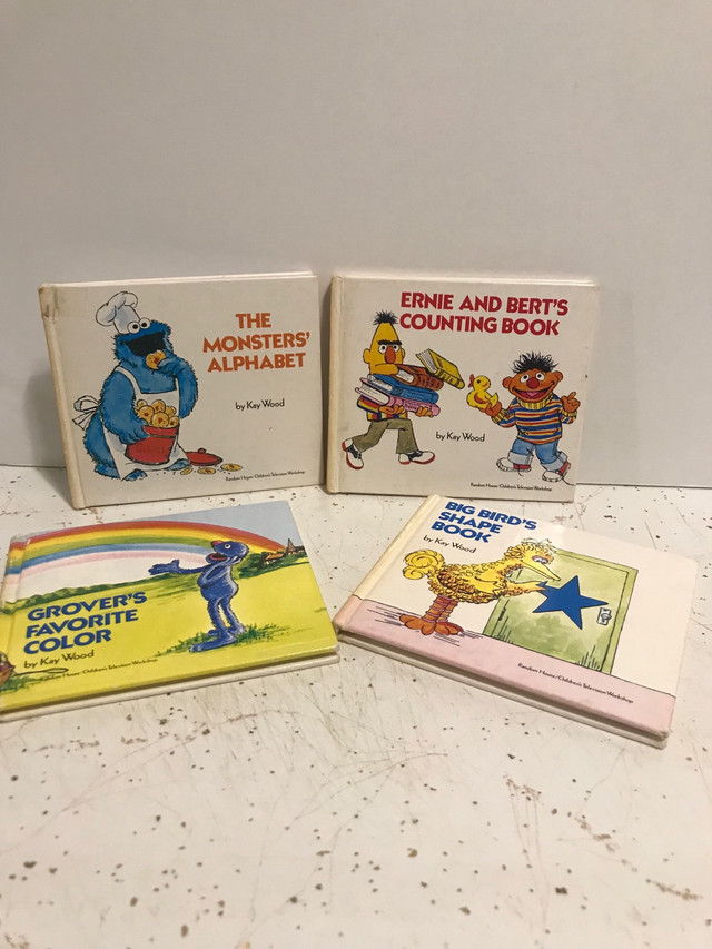 Vintage 1977 Sesame Street Little Library Books in Textbooks in Sudbury