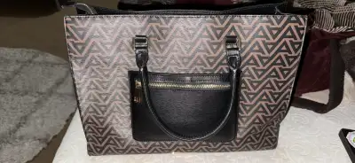 bag (Aldo), View more