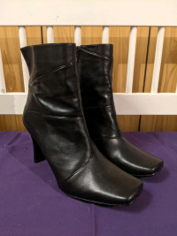 Aldo Ankle Boots 