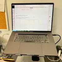 Magnifique MacBook Pro 16 pouces 2019 à échanger contre un iMac