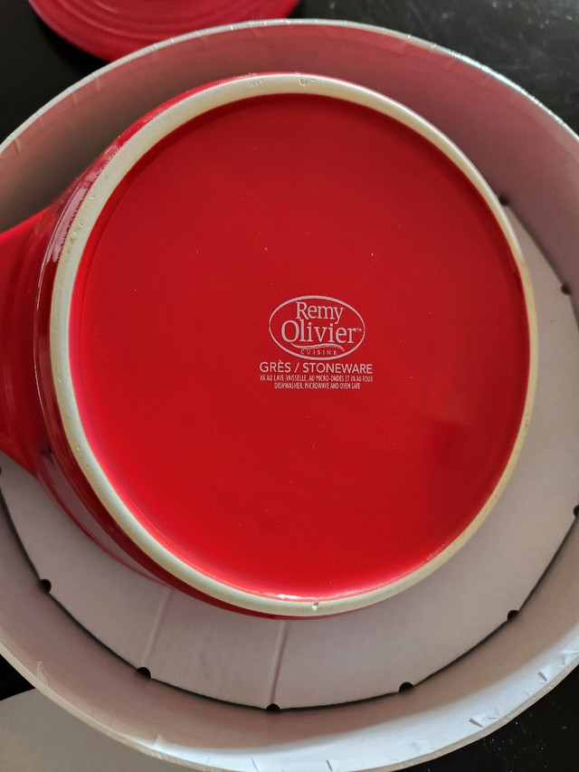 Brand new Brie baker stoneware in Kitchen & Dining Wares in Calgary - Image 4