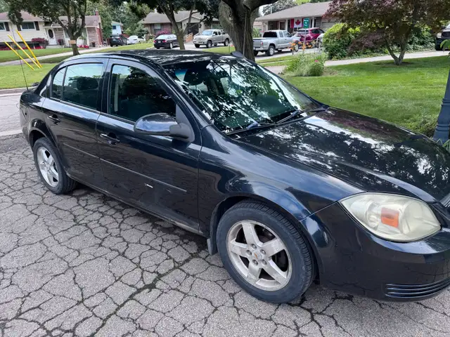 2010 Chevy Cobalt  in Cars & Trucks in St. Catharines - Image 4