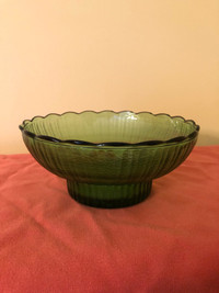 Vintage Green Scalloped-edge Glass Bowl 