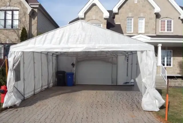 Snow Shelter Installation573320376070983682
